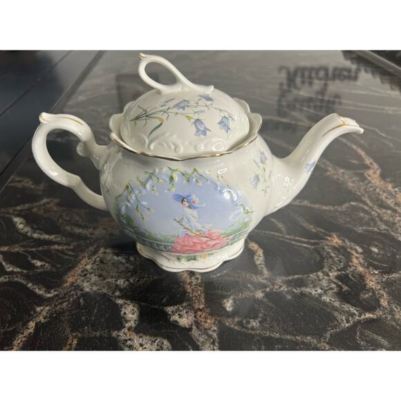 Crown Dorset Staffordshire Teapot Victorian Lady Woman Blue & Pink Excellent!! - Picture 1 of 10